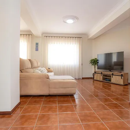 Terrace By Rent4all Daire