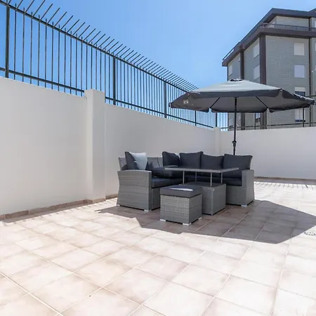 Terrace By Rent4all Daire *