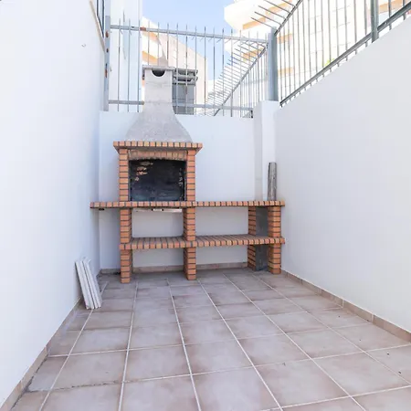Terrace By Rent4all Daire